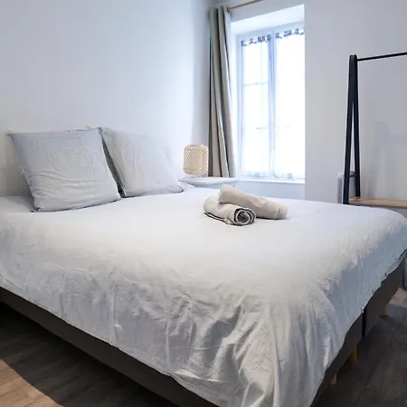 Maison Mitoyenne Centre-ville, A Deux Pas Du Port De Peche 4 Personnes