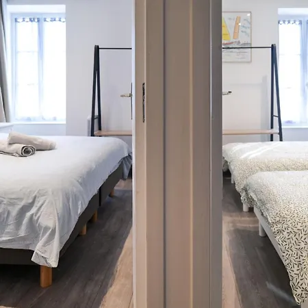 Maison Mitoyenne Centre-ville, A Deux Pas Du Port De Peche 4 Personnes